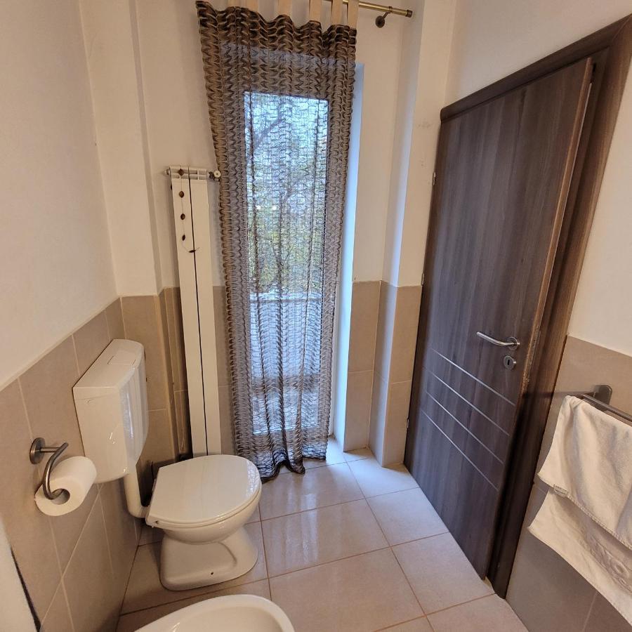Anastasia Balcescu Apart 4 Self Check In Code From 2Pm Kitchen And Bedroom Bucureşti Exterior foto