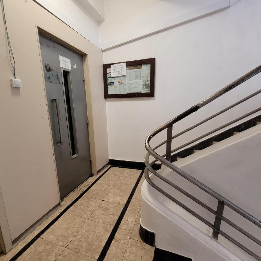 Anastasia Balcescu Apart 4 Self Check In Code From 2Pm Kitchen And Bedroom Bucureşti Exterior foto